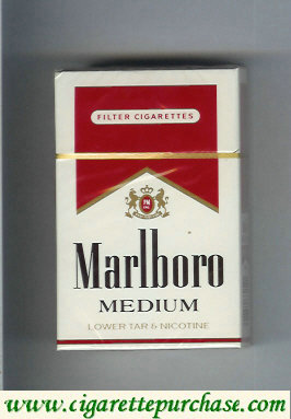 Marlboro Medium cigarettes hard box